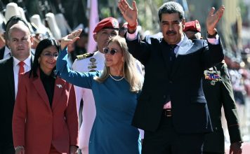 Sin demostrar el triunfo: Maduro juró como presidente electo de Venezuela