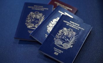 España vuelve a admitir pasaportes vencidos de venezolanos