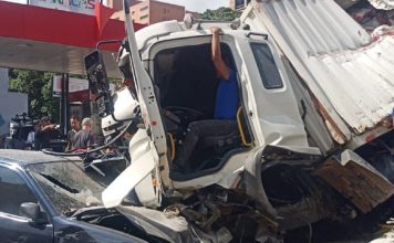 Subió a cuatro el número de muertos tras colisión de camión en Maripérez