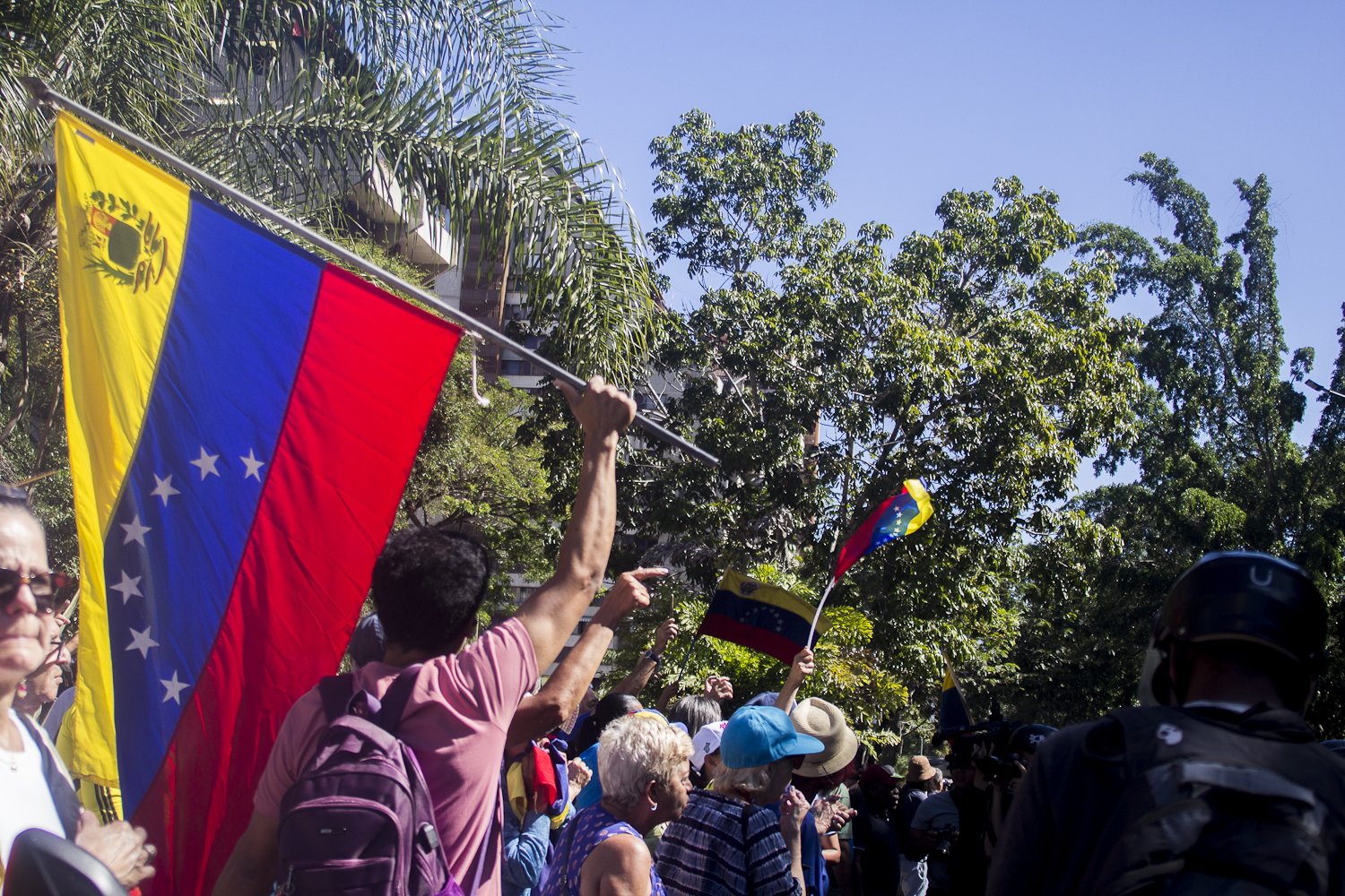 La intimidación del chavismo no frenó a la oposición: así fue la convocatoria de María Corina Machado en Caracas