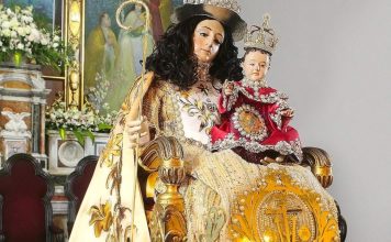 Solemne bajada marca el inicio de celebraciones de la Divina Pastora