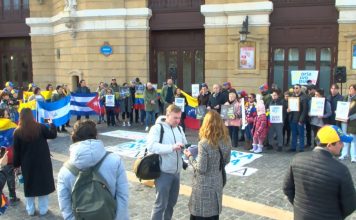 Venezolanos en España protestaron contra Maduro y apoyaron la lucha opositora