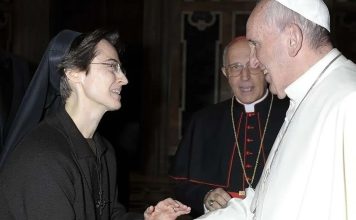 El Papa nombra a la monja Raffaella Petrini como «gobernadora» del Vaticano