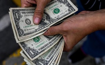 Dólar oficial aumenta levemente, mientras el paralelo supera los 90 bolívares