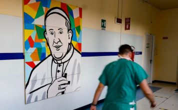 El papa Francisco sigue al frente de la Iglesia desde el hospital Gemelli