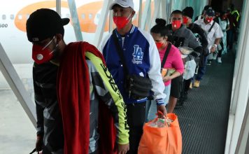 Retornaron 71 migrantes venezolanos deportados por EE UU en un vuelo procedente de Honduras Retornaron 71 migrantes venezolanos deportados por EE UU en un vuelo procedente de Honduras
