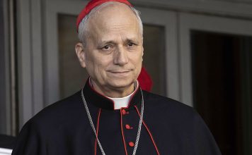 El cardenal papable estadounidense Robert Prevost también tiene la nacionalidad peruana