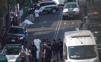 Asesinaron a balazos a la secretaria particular y un asesor de jefa de gobierno de la Ciudad de México