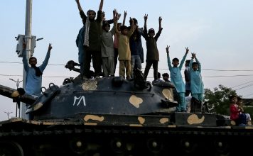 Trump anuncia un cese al fuego «total e inmediato» entre India y Pakistán tras una «larga noche de diálogos»