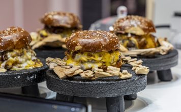 Un venezolano prepara la mejor hamburguesa gourmet de España