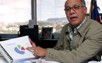 Murió el exmagistrado Luis Velázquez Alvaray Murió el exmagistrado Luis Velázquez Alvaray