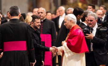 El papa León se reunió con Zelenski en el Vaticano