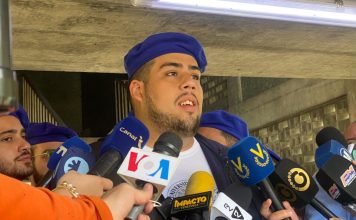 Presidente de la FCU-UCV irrumpe acto de ministra de Ciencia para exigir atención a demandas universitarias