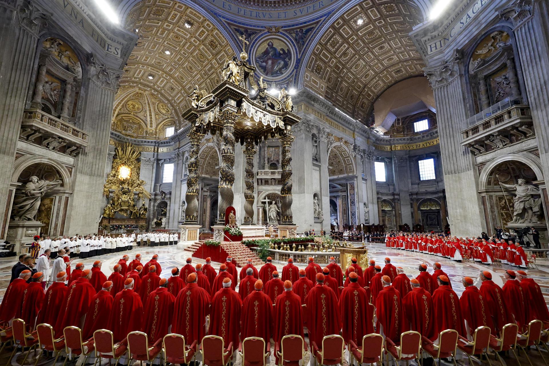 Cónclave misa elección nuevo paparia del Papa Francisco en el Vaticano