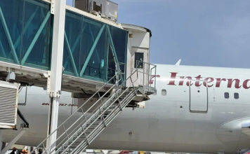 Otro vuelo con migrantes venezolanos llegó a Venezuela desde Estados Unidos