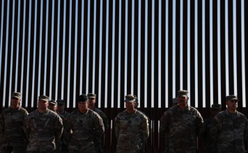 Tribunal Supremo de Estados Unidos permite al gobierno de Trump excluir a las personas trans del Ejército Tribunal Supremo de Estados Unidos permite al gobierno de Trump excluir a las personas trans del Ejército
