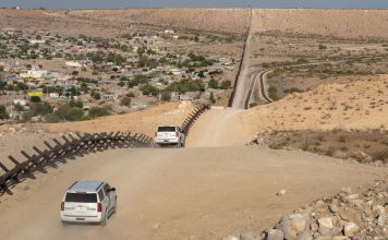 Multan con más de 1,8 millones de dólares a inmigrante hondureña que no acató la orden de deportación