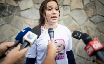 EE UU asegura que intervino para proteger a niña venezolana de sus padres: «No permitiremos que sufra abuso»