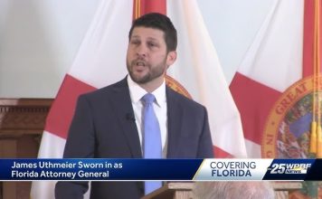 Una jueza declara al fiscal de Florida en desacato por ordenar a policías arrestar a migrantes Una jueza declara al fiscal de Florida en desacato por ordenar a policías arrestar a migrantes