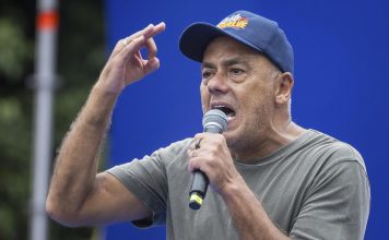 Jorge Rodríguez invita a migrantes venezolanos a volver tras «triunfo» del chavismo en elecciones